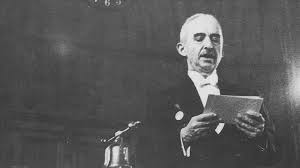 İsmet İnönü 49 yıl önce bugün yaşamını yitirdi
